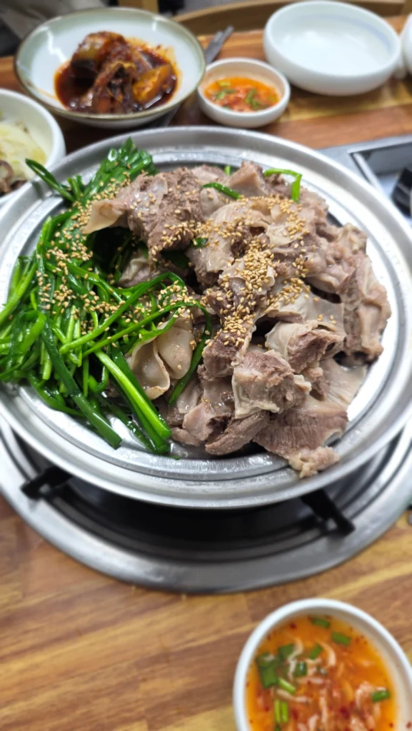 포항 돼지간받이 수육 중자